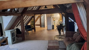 Top Floor Malthouse Studio Apartment